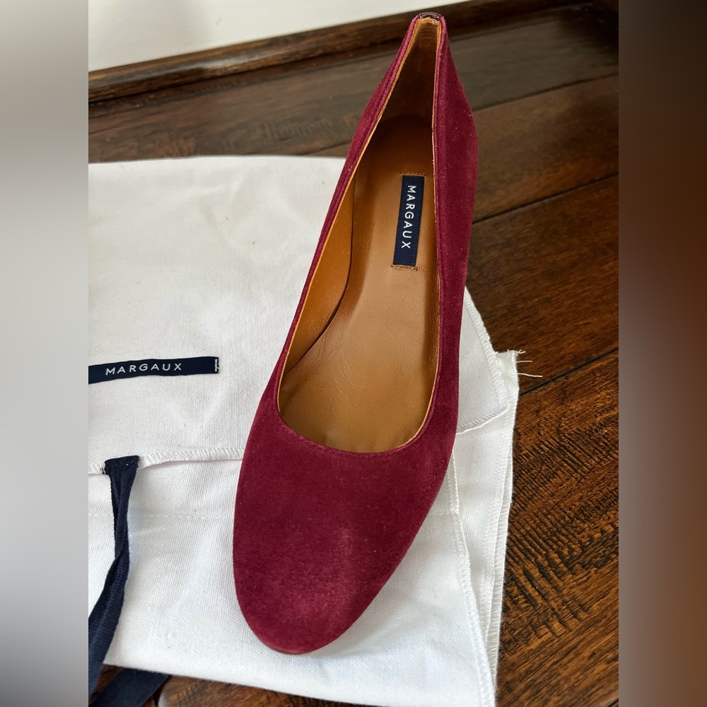 New! Gorgeous Margaux Burgundy Suede Heels, Size 39 - Picture 3 of 11